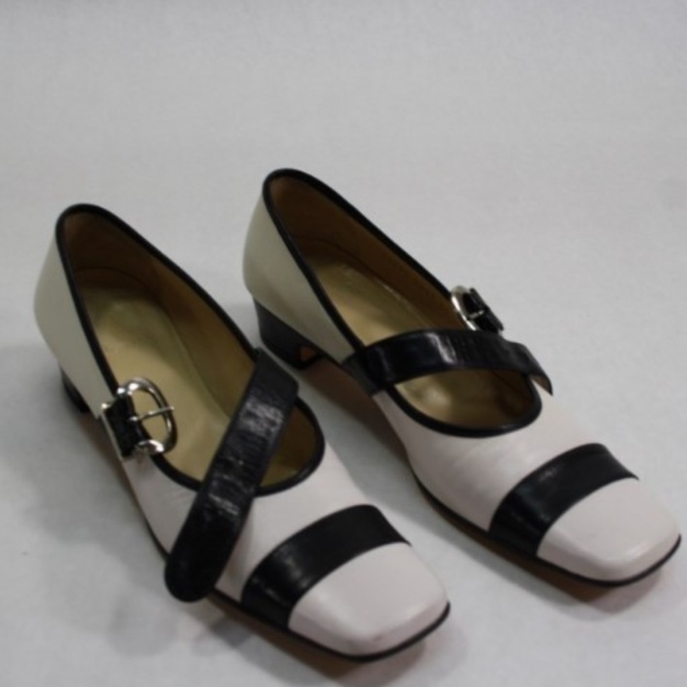 Hugo boss women low heels